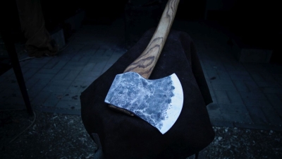 Podtínací sekera QUEEN